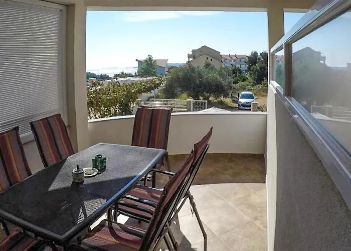 Apartment Cozy In Biograd With Wifi